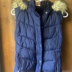 - Navy GAP puffer style vest with faux fur hood size small